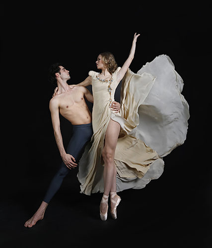 ©-danseuse-danseur-de-lOpéra-Garnier-Photographe-Afsaneh-Afkhami-Couturier-Jean-Doucet-coifeur-Maquilleur-Emile-pour-Angel-Studio
